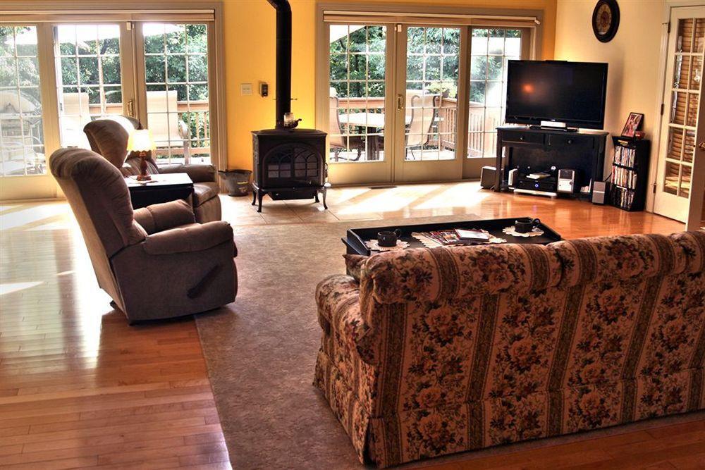 ليتيتز Hammer Creek Hideaway B&B المظهر الخارجي الصورة